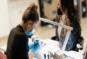 Zakłady kosmetyczne