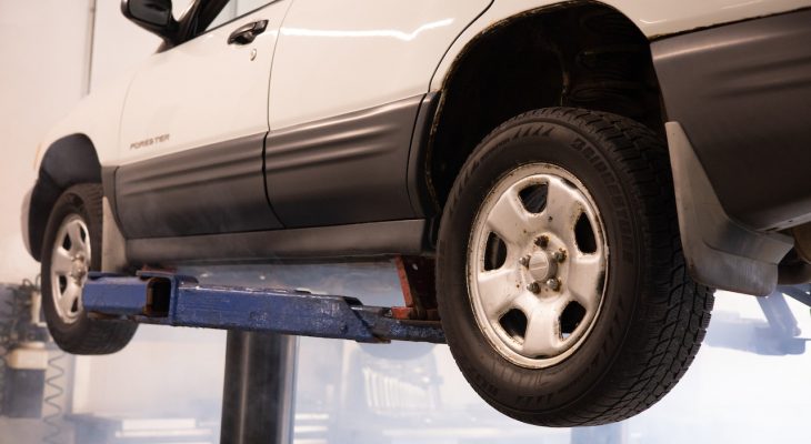 co umozliwiaja podnosniki kanalowe