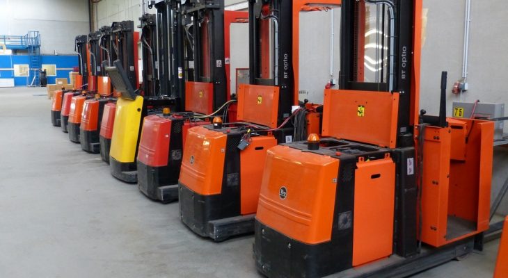 nowoczesny wozek widlowy