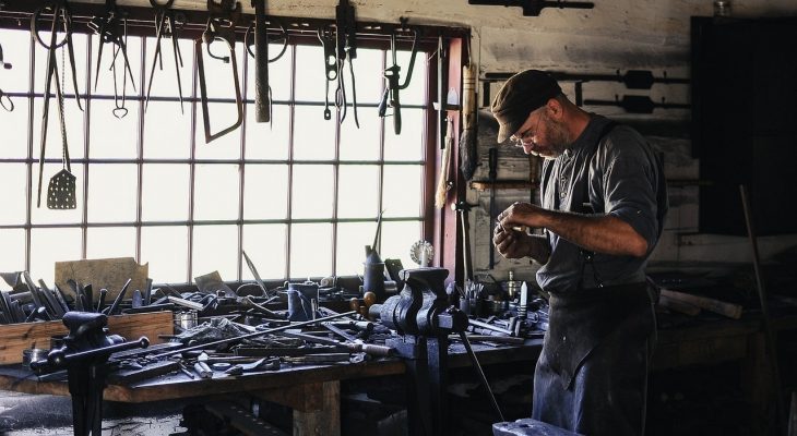 narzedzia w warsztacie