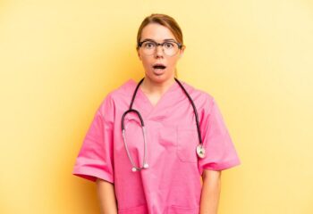 medyczna bluza damska